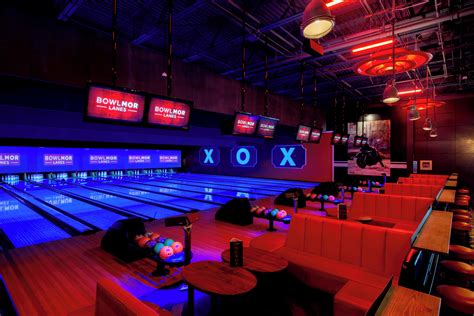 bowlero chelsea piers